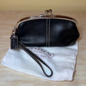Coach Snap Purse Wristlet (Black) **LIKE NEW**